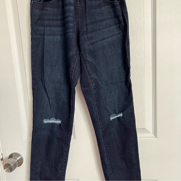 Jessica Simpson | Maternity Skinny Dark Wash Jeans - Picture 3 of 8